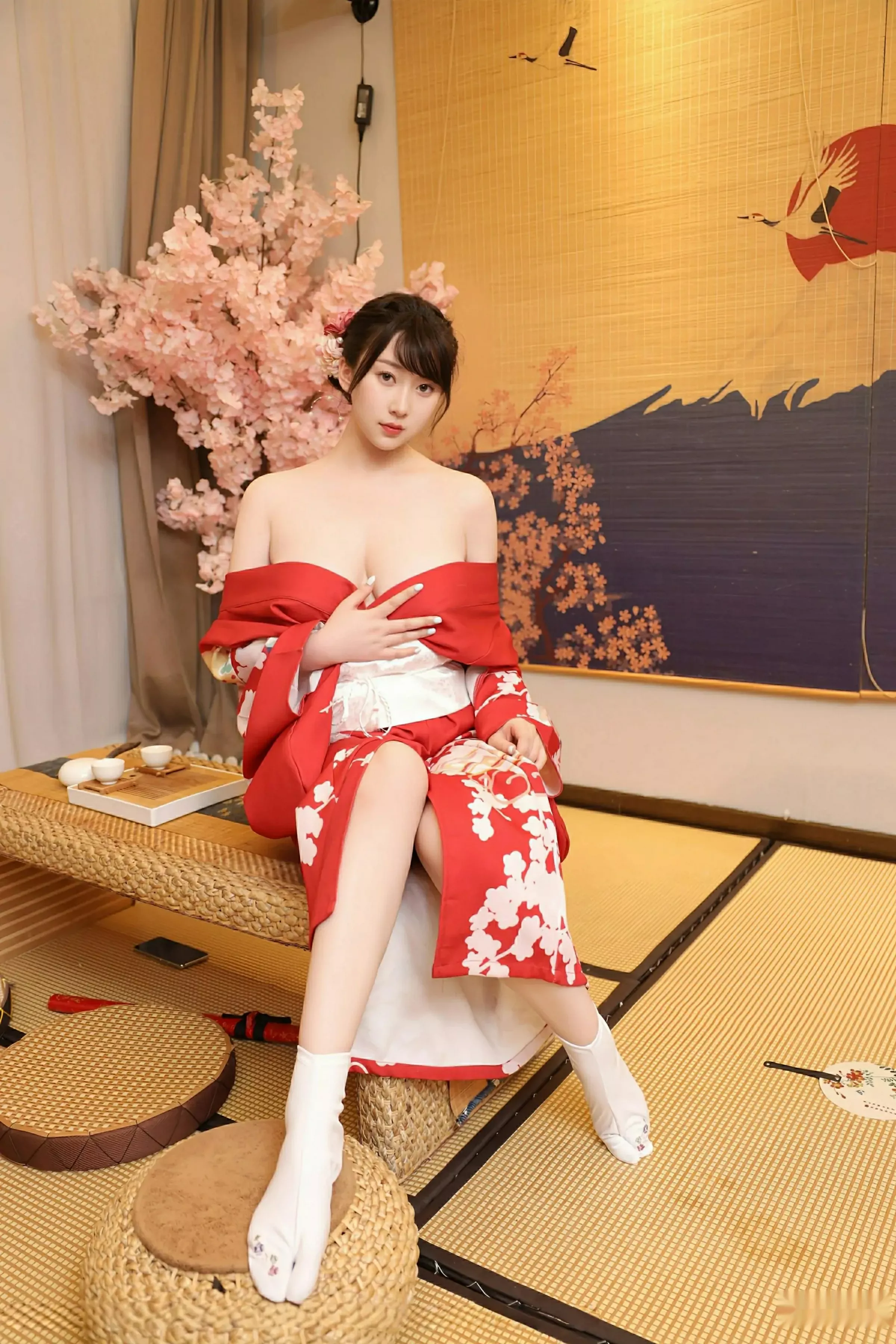 秀人集.com_[XiuRen秀人网]No.10624_模特李沁恩lrene性感日系风红色服饰半脱秀丰腴身材惹火诱惑写真69P