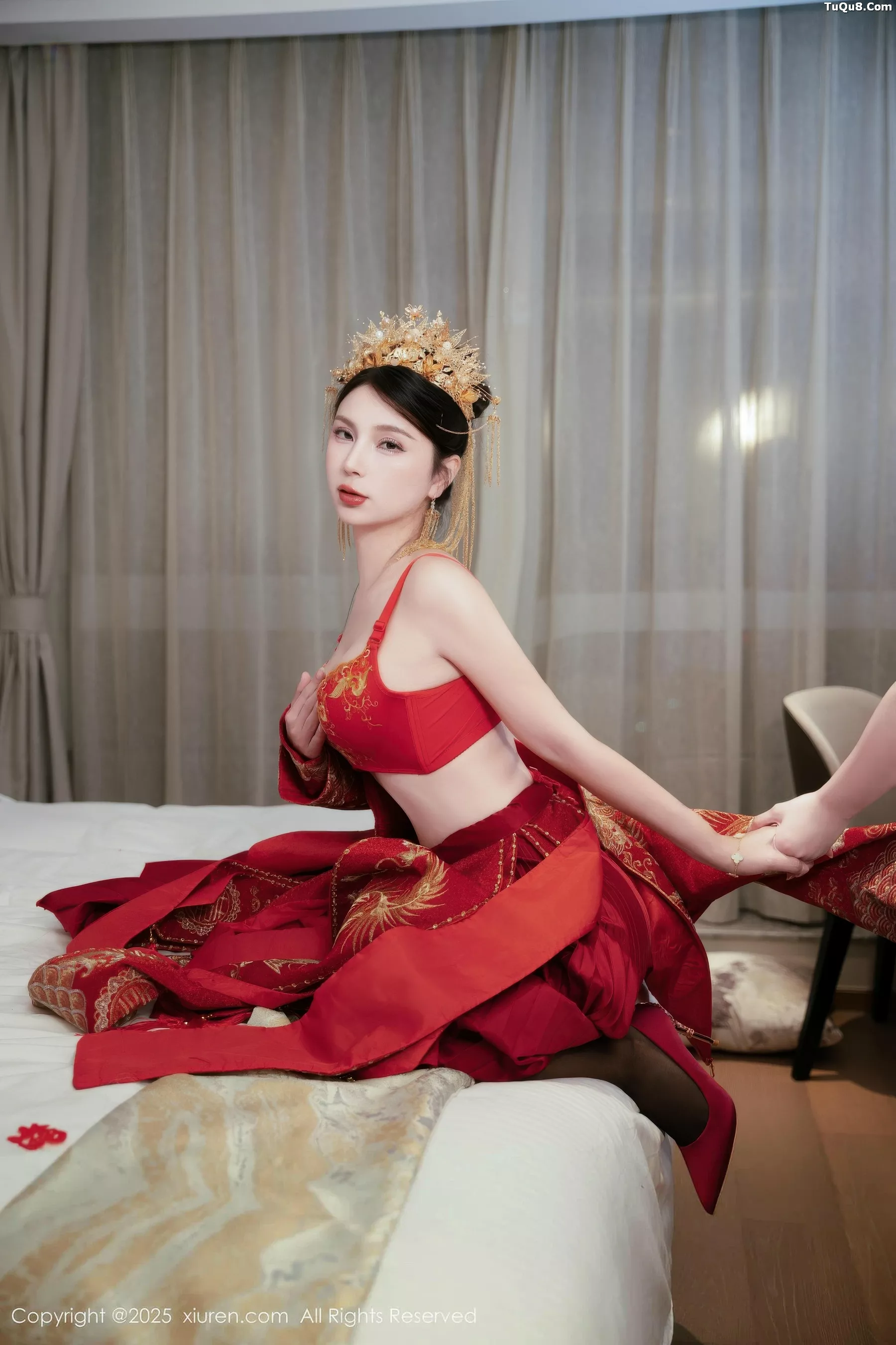 秀人集.com_[XiuRen秀人网]No.10865_模特小蛮妖Yummy性感红色新娘服配超薄黑丝秀完美身材诱惑写真66P