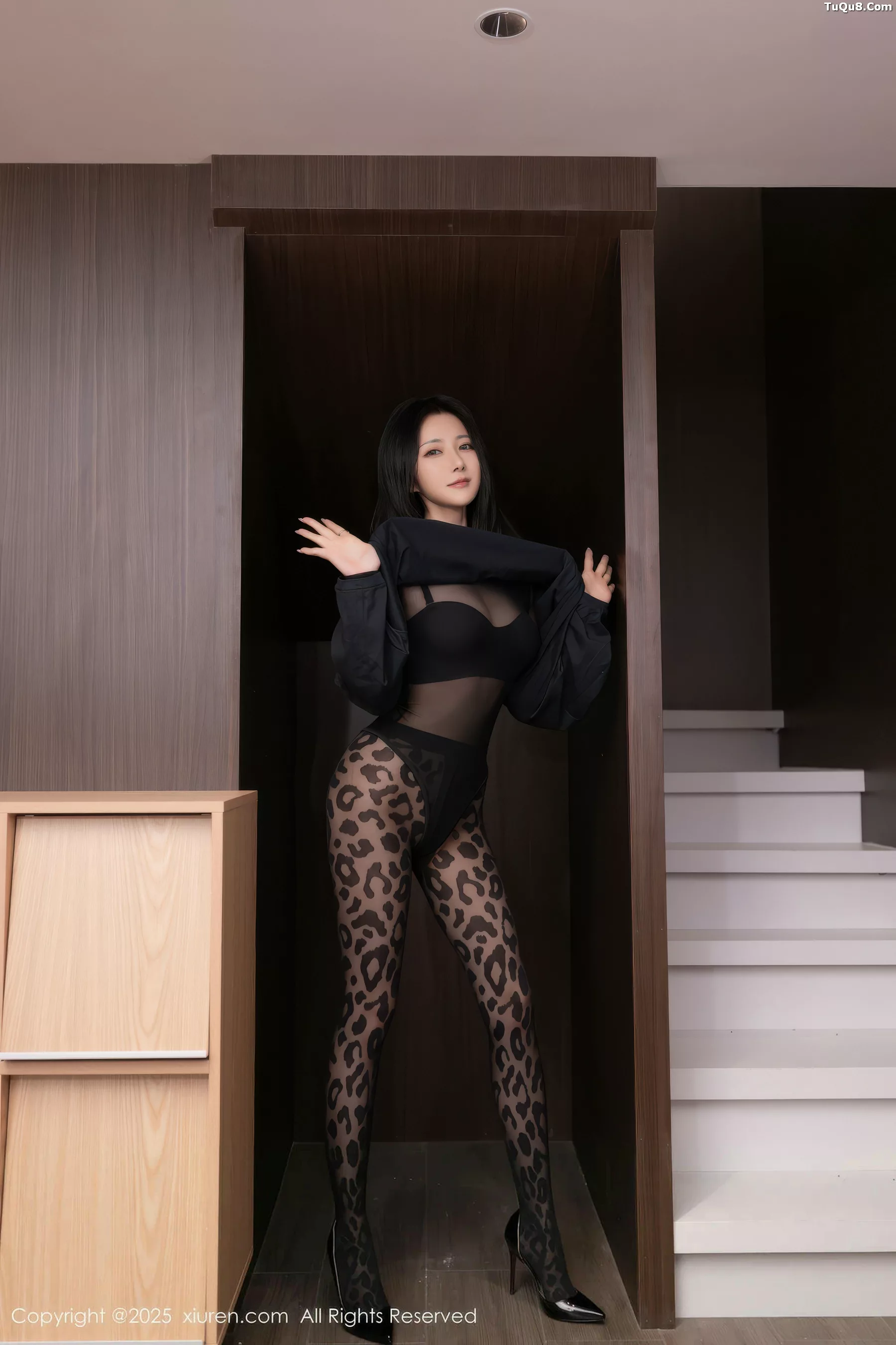 秀人集.com_[XiuRen秀人网]No.10938_模特鱼子酱Fish性感黑色内衣配豹纹黑丝秀曼妙身姿撩人诱惑写真75P