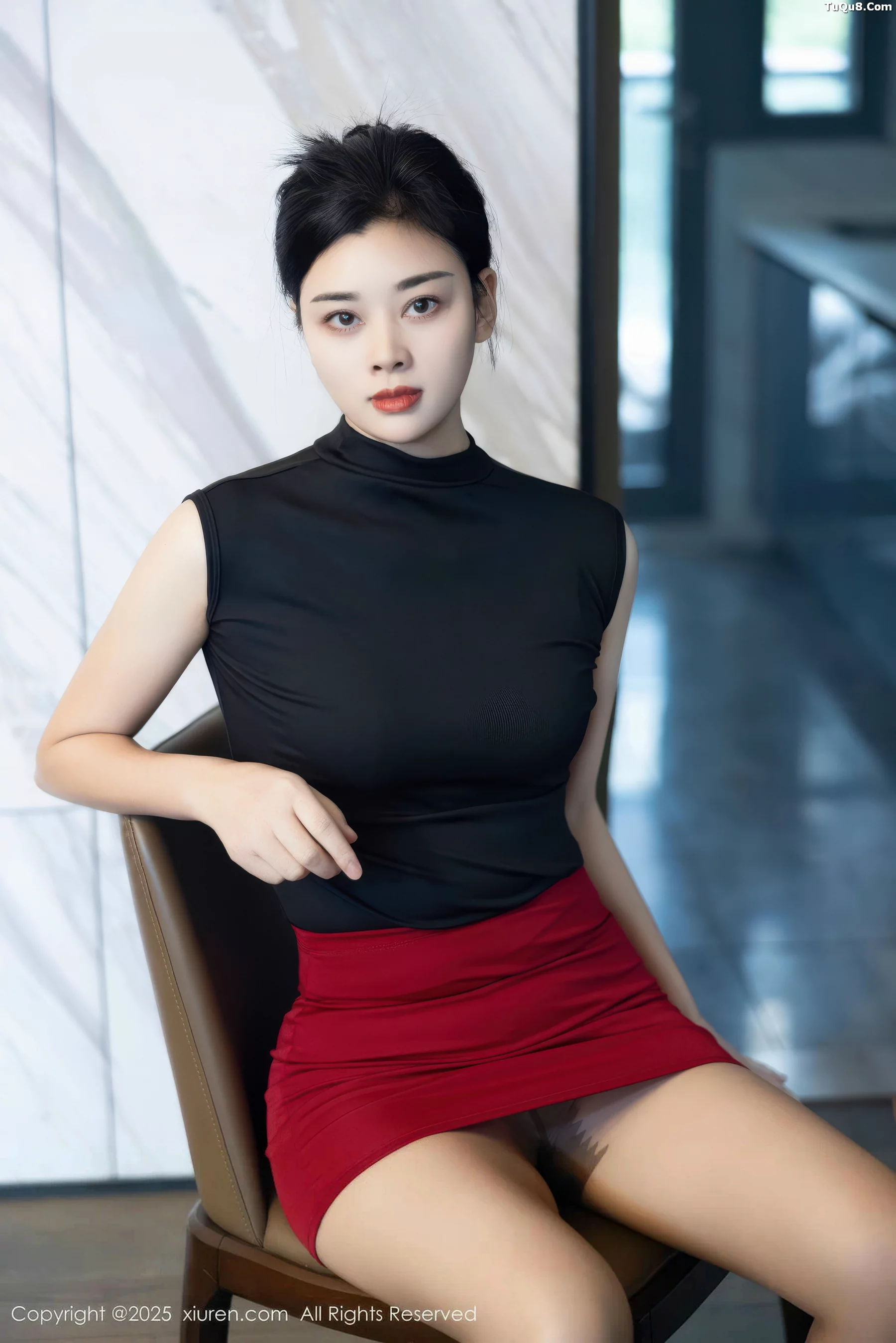 秀人集.com_[XiuRen秀人网]No.10948_新人模特徐清妍性感黑色OL服饰露超薄黑丝秀曼妙身姿诱惑写真48P