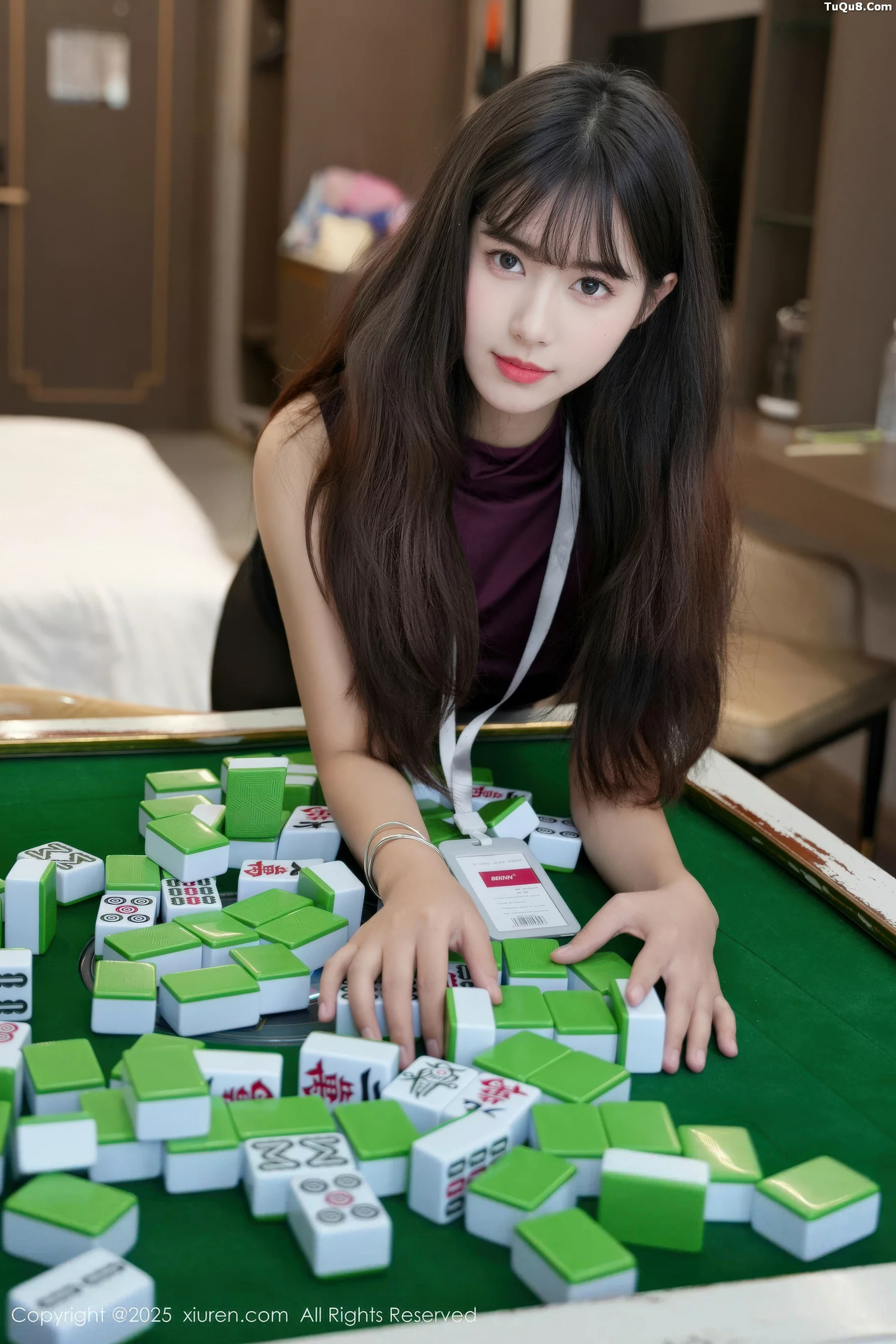 秀人集.com_[XiuRen秀人网]No.10980_模特艾米丽性感紫色OL服饰配超薄黑丝秀曼妙身姿撩人诱惑写真76P