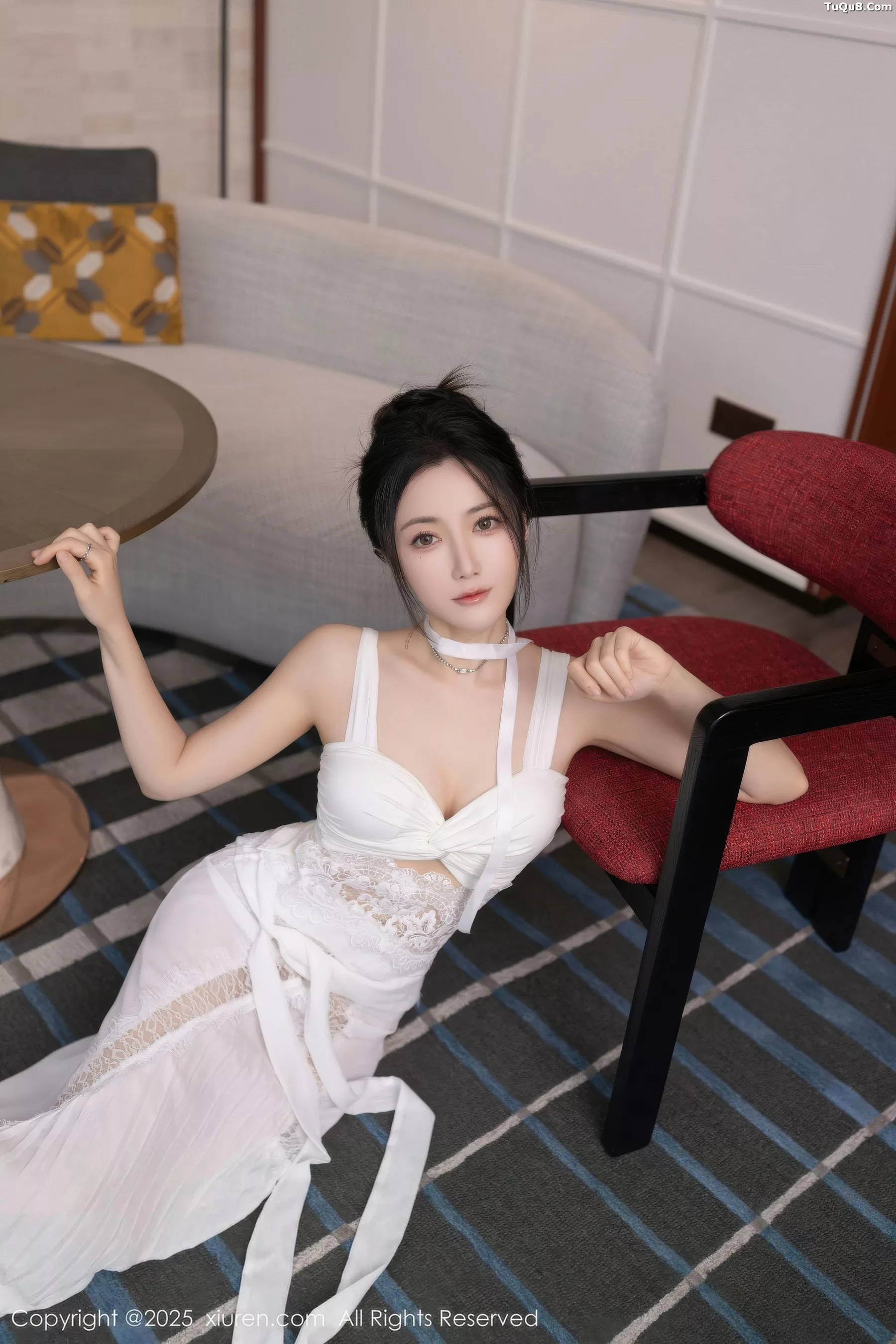 秀人集.com_[XiuRen秀人网]No.10911_模特鱼子酱Fish性感白色长裙配超薄无内肉丝秀曼妙身姿诱惑写真76P