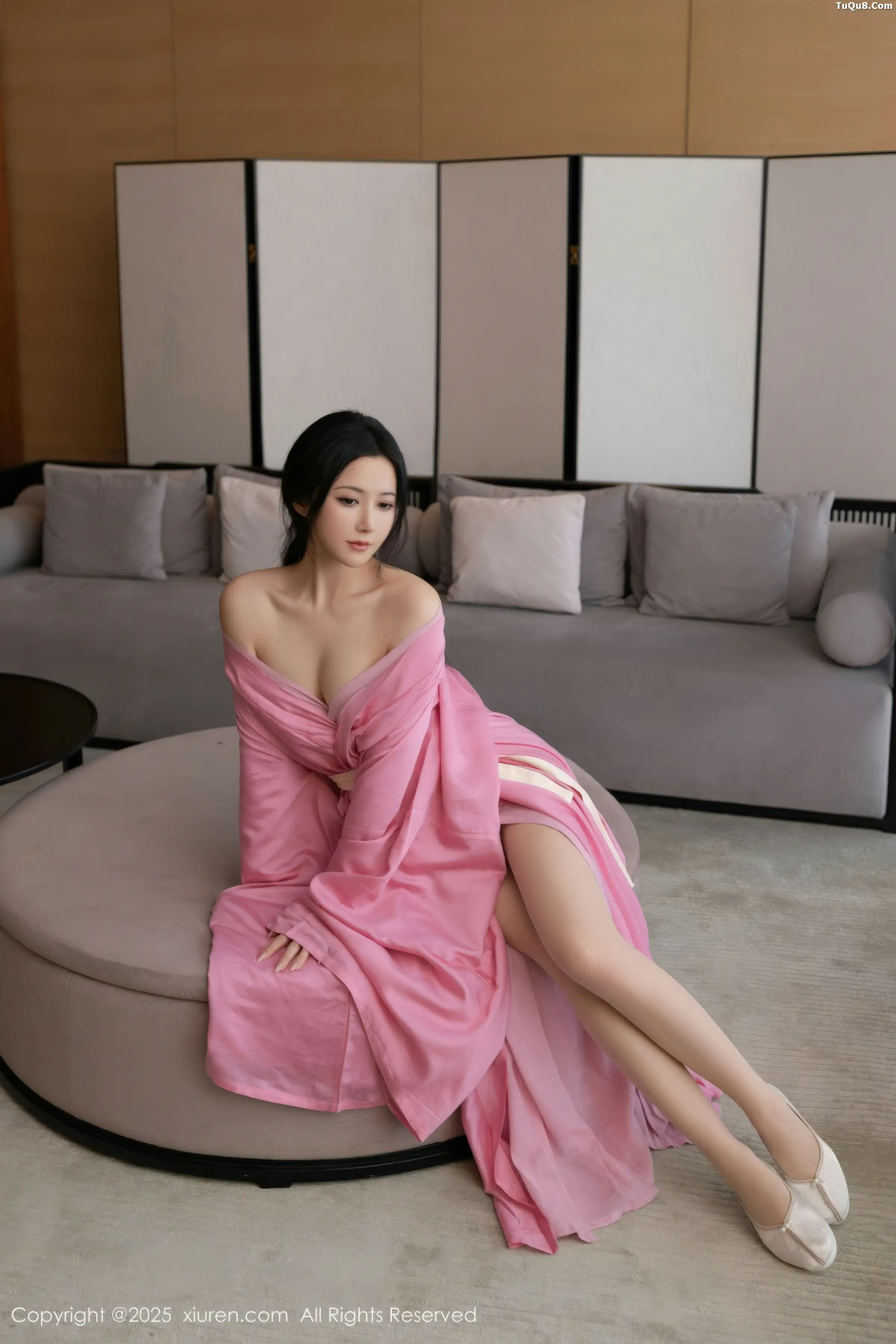 秀人集.com_[XiuRen秀人网]No.11049_模特鱼子酱Fish性感粉色月影纱配超薄肉丝秀曼妙身姿诱惑写真82P