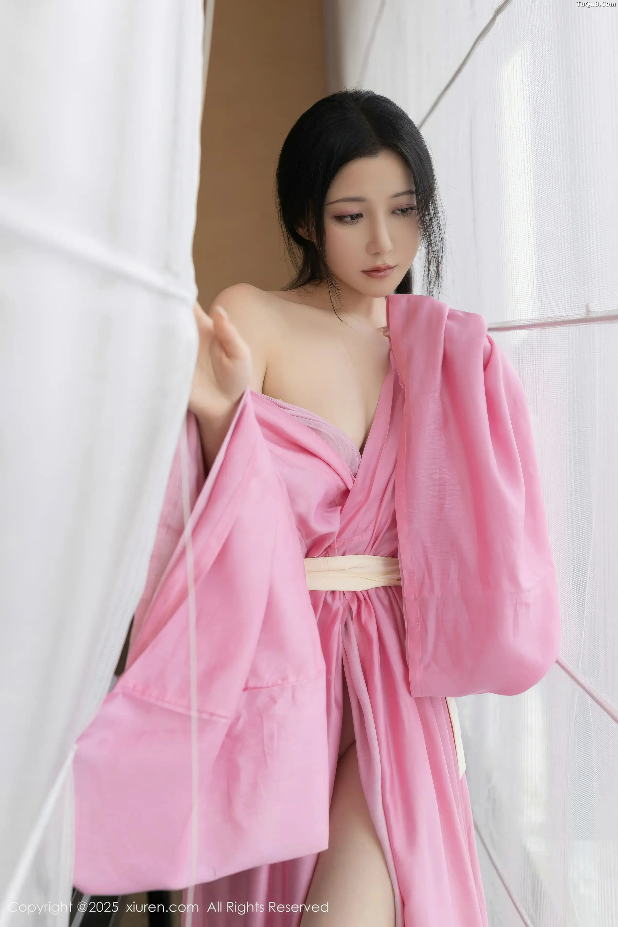 秀人集.com_[XiuRen秀人网]No.11049_模特鱼子酱Fish性感粉色月影纱配超薄肉丝秀曼妙身姿诱惑写真82P