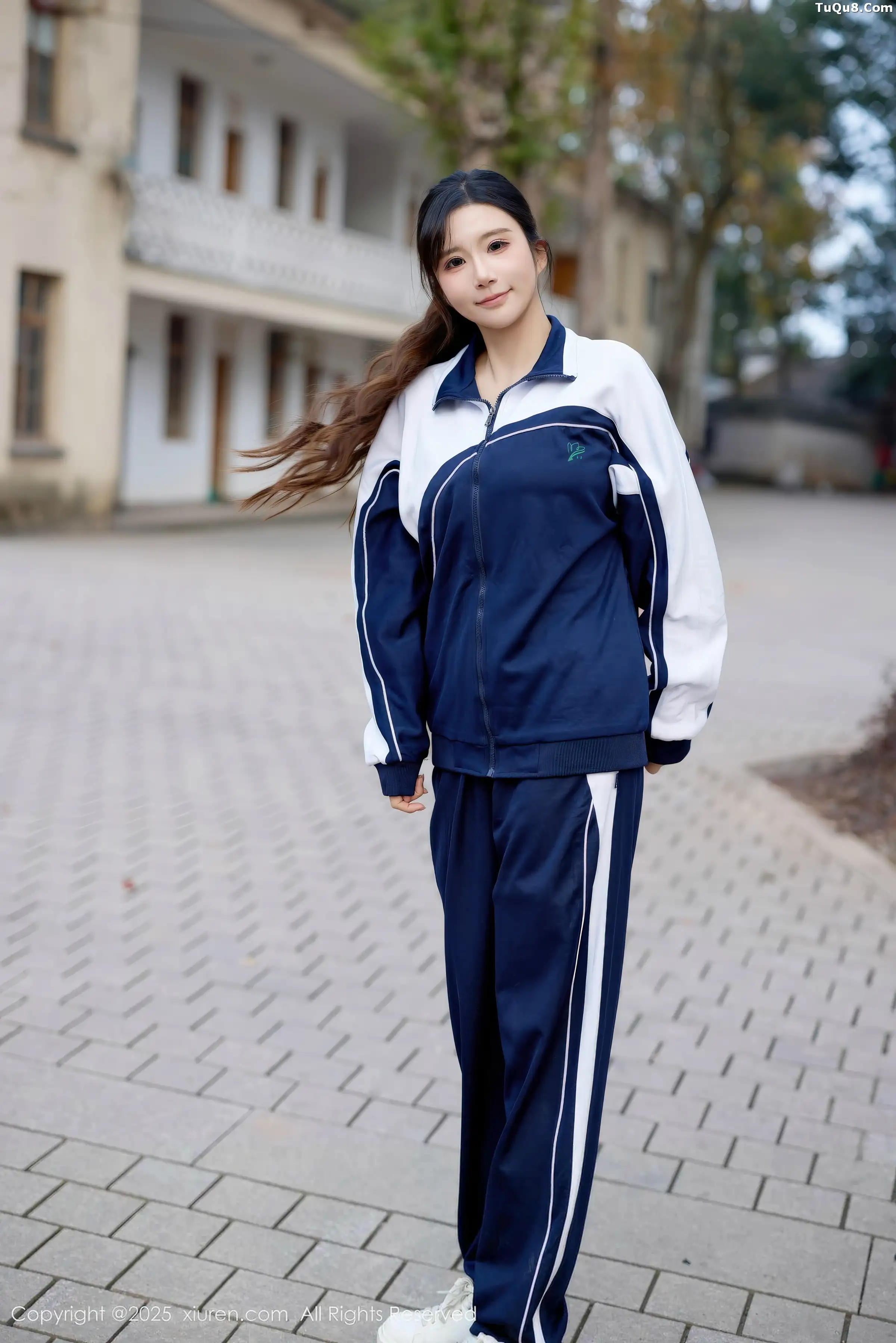 秀人集.com_[XiuRen秀人网]No.11103_模特小肉肉咪性感学生装露红色内衣配黑丝网袜秀凹凸身材写真72P