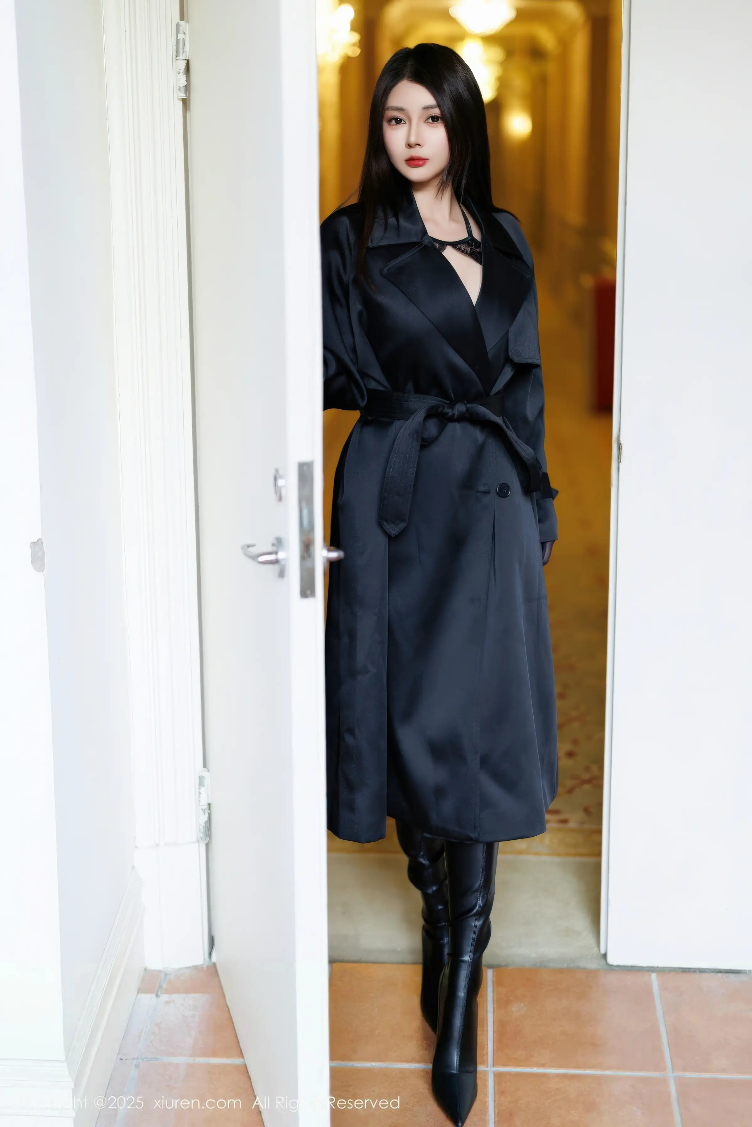 秀人集.com_[XiuRen秀人网]No.11114_模特凯竹法师～性感黑色情趣内衣配超薄黑丝秀丰腴身材诱惑写真81P