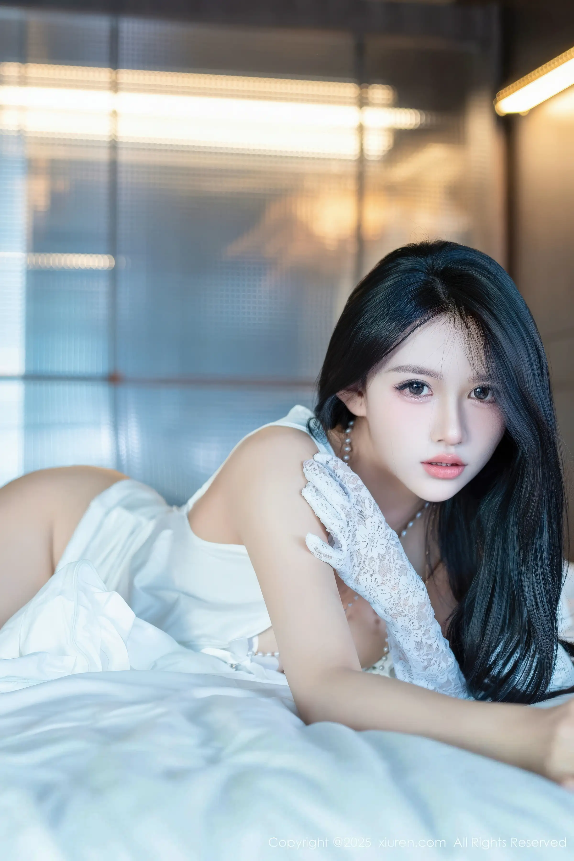 秀人集.com_[XiuRen秀人网]No.11124_模特shelly诗莉性感白色情趣服饰配白色丝袜秀曼妙身姿诱惑写真80P