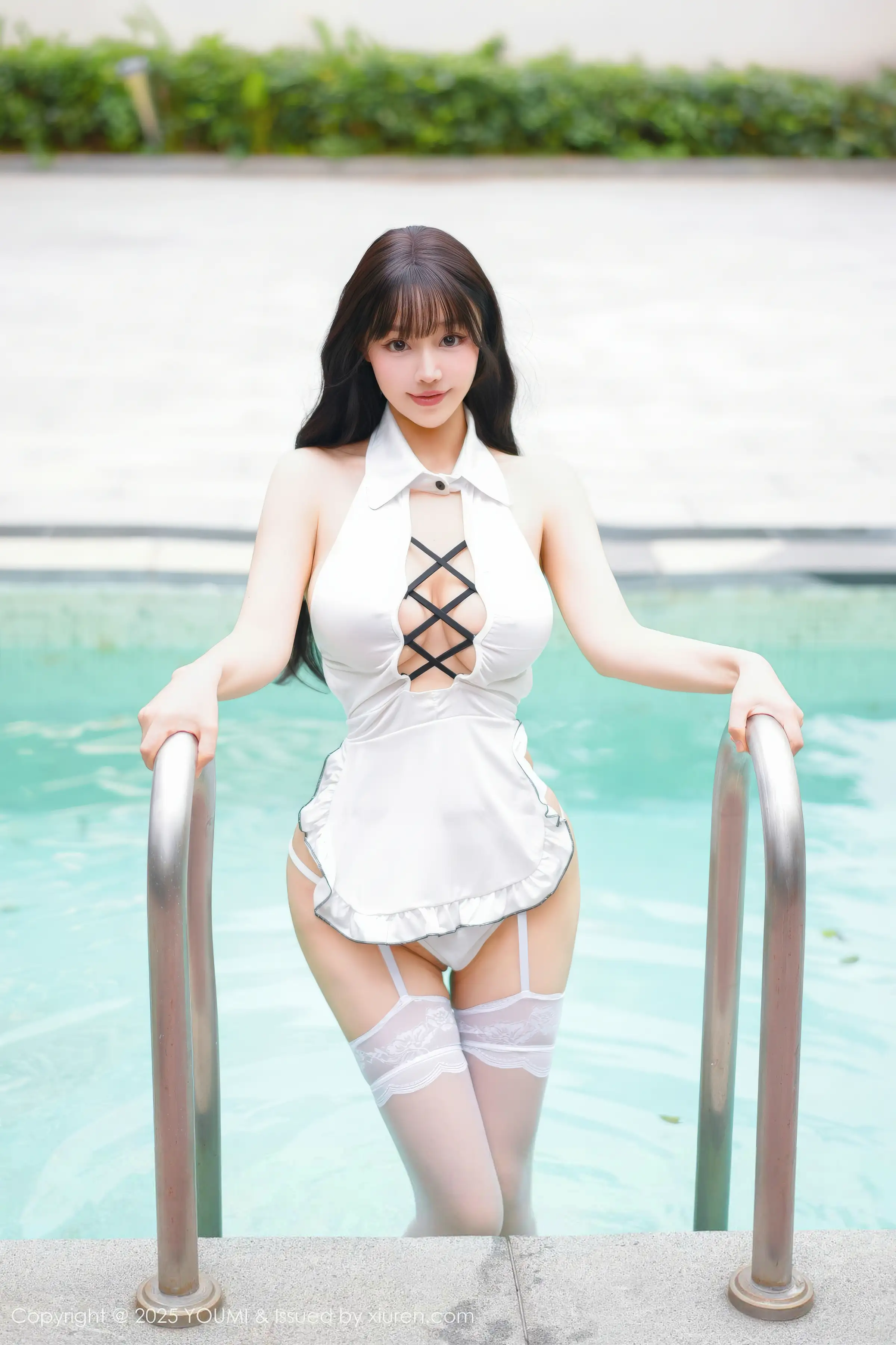 秀人集.com_[YouMi尤蜜荟]Vol.1190_女神心上可Flora性感白色情趣服饰配白丝吊袜秀丰满身材诱惑写真75P