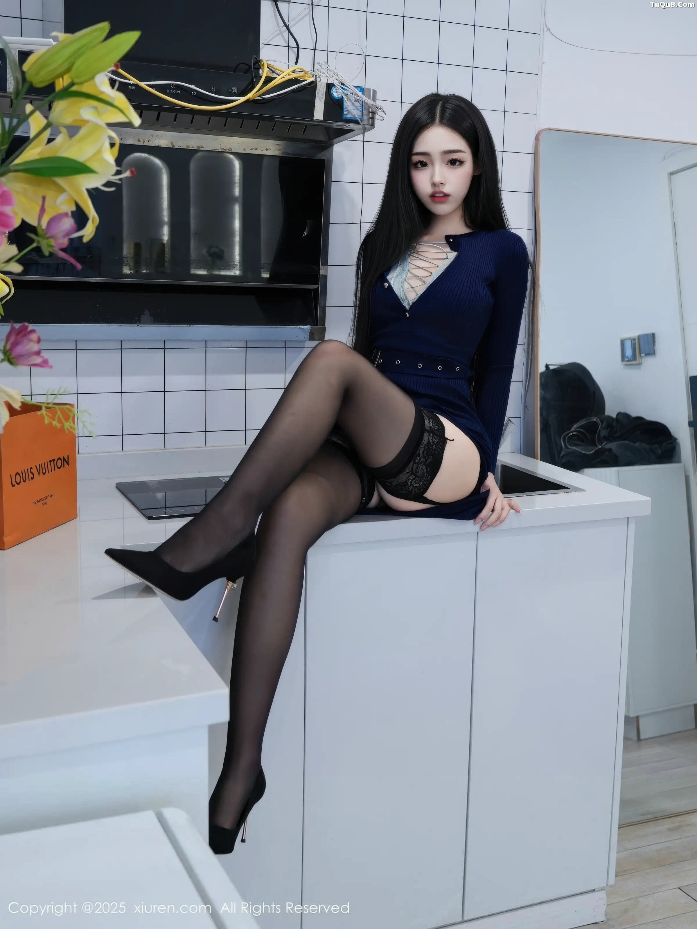 秀人集.com_[XiuRen秀人网]No.11173_模特虞姬无悔性感蓝色连衣短裙配黑丝吊袜秀曼妙身姿诱惑写真62P