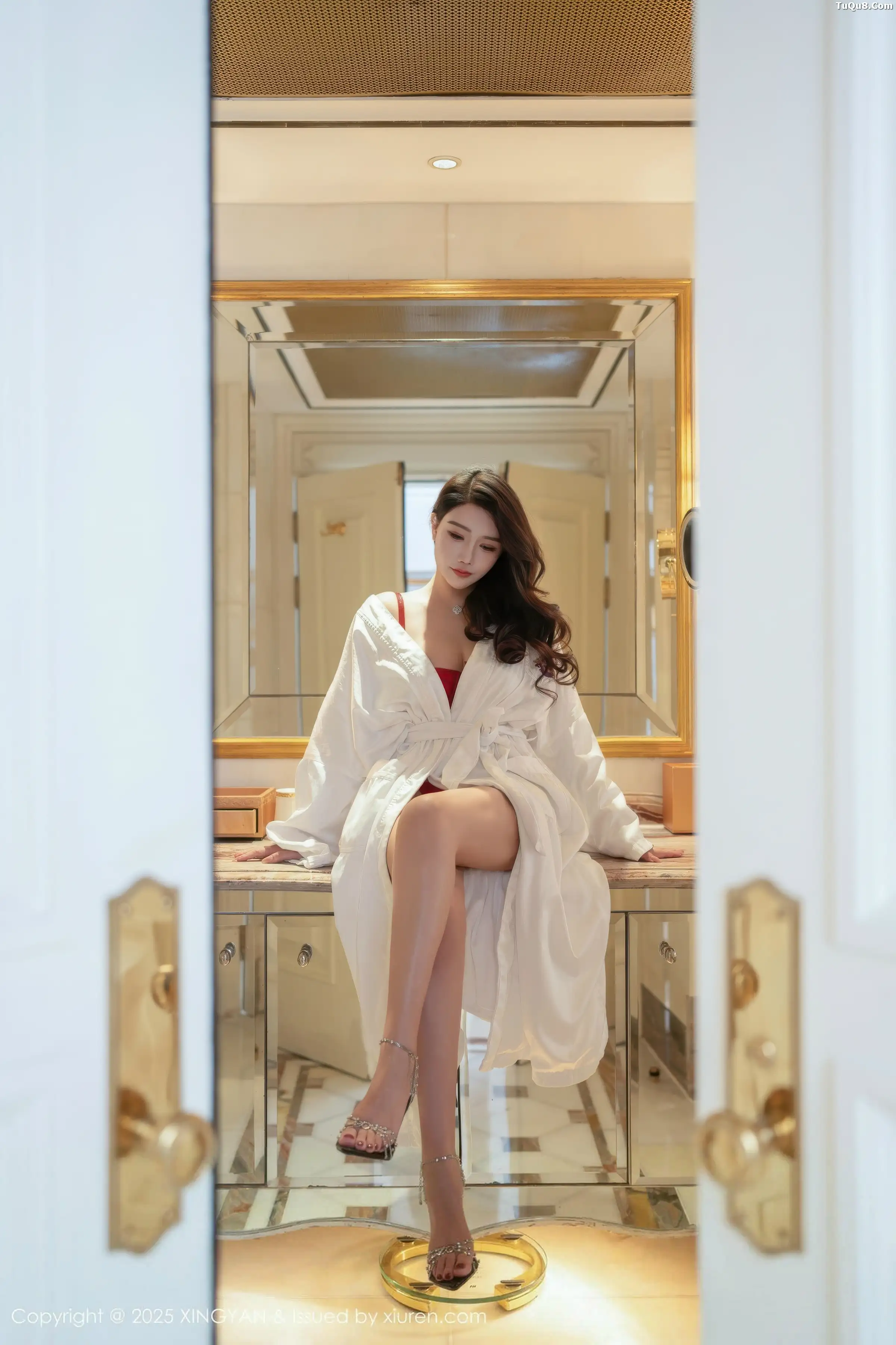 秀人集.com_[XINGYAN星颜社]VOL.452_模特李若汐性感红色情趣内衣配黑丝吊袜秀丰腴身姿诱惑写真72P