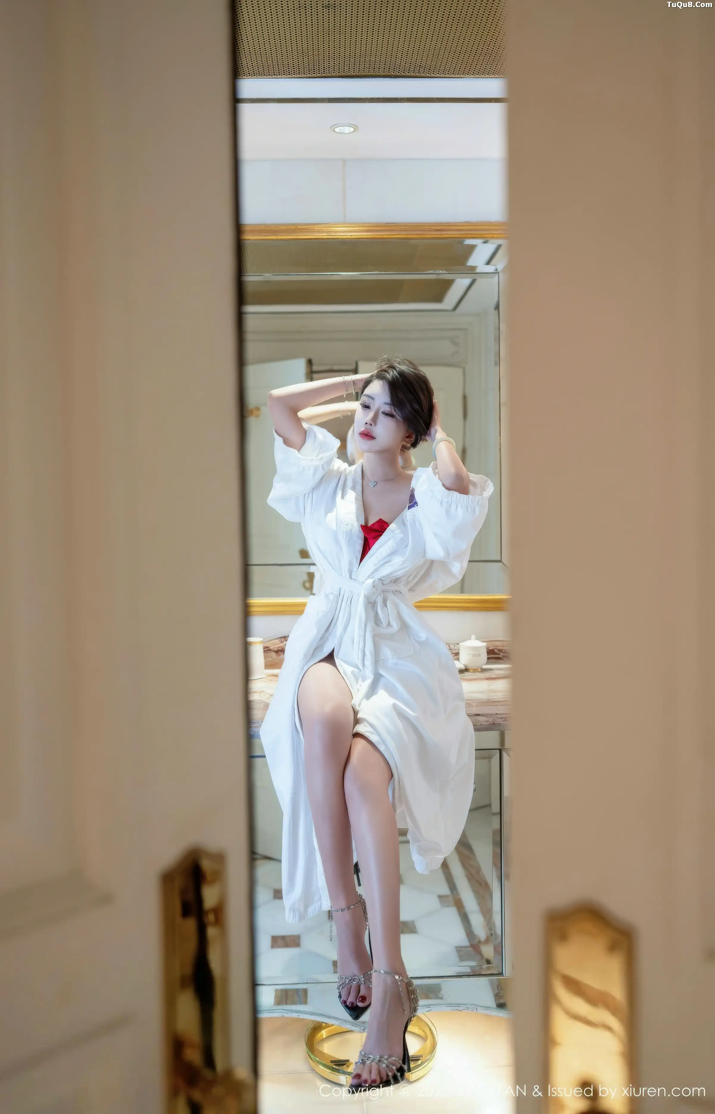 秀人集.com_[XINGYAN星颜社]VOL.452_模特李若汐性感红色情趣内衣配黑丝吊袜秀丰腴身姿诱惑写真72P