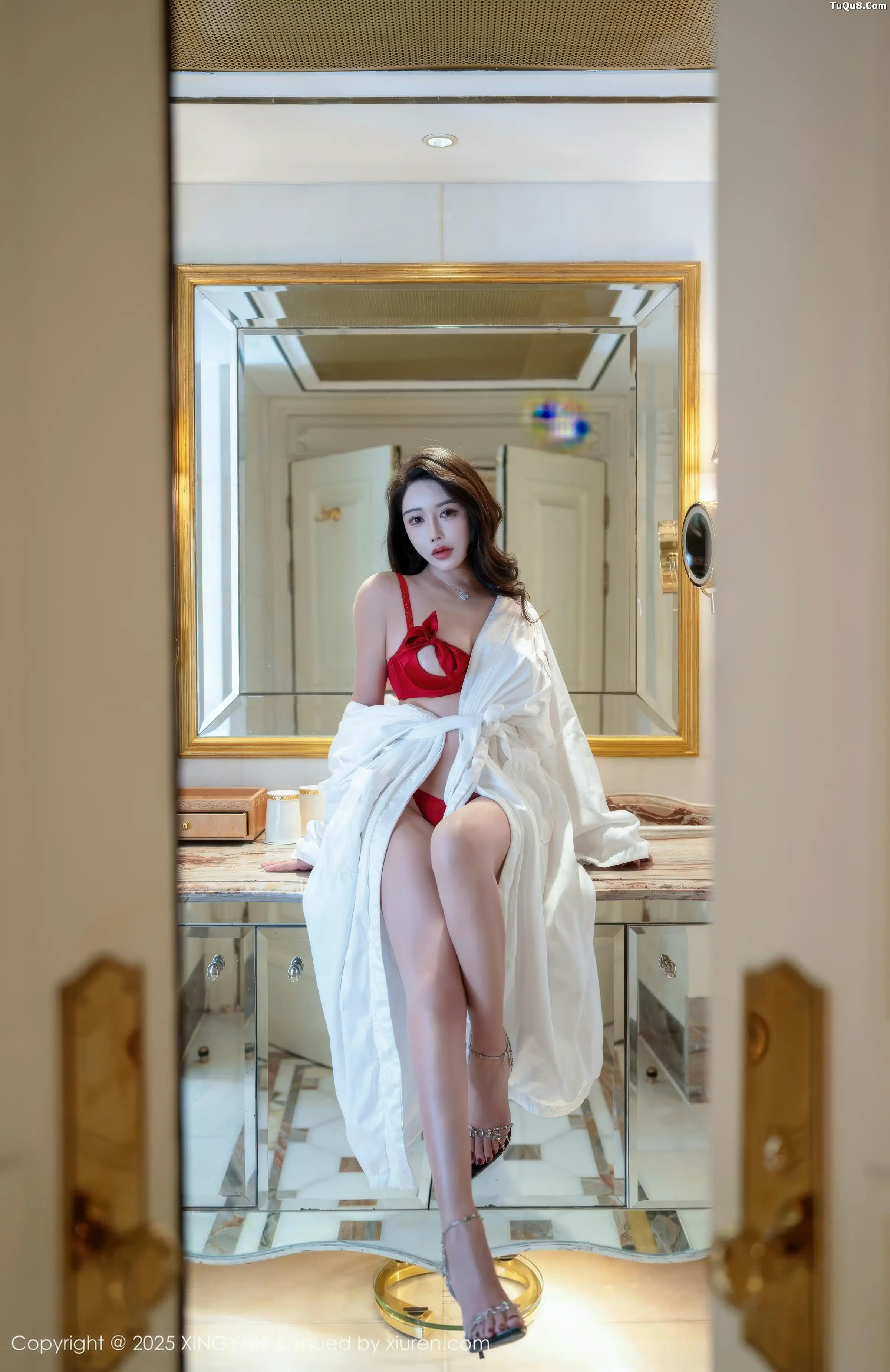 秀人集.com_[XINGYAN星颜社]VOL.452_模特李若汐性感红色情趣内衣配黑丝吊袜秀丰腴身姿诱惑写真72P