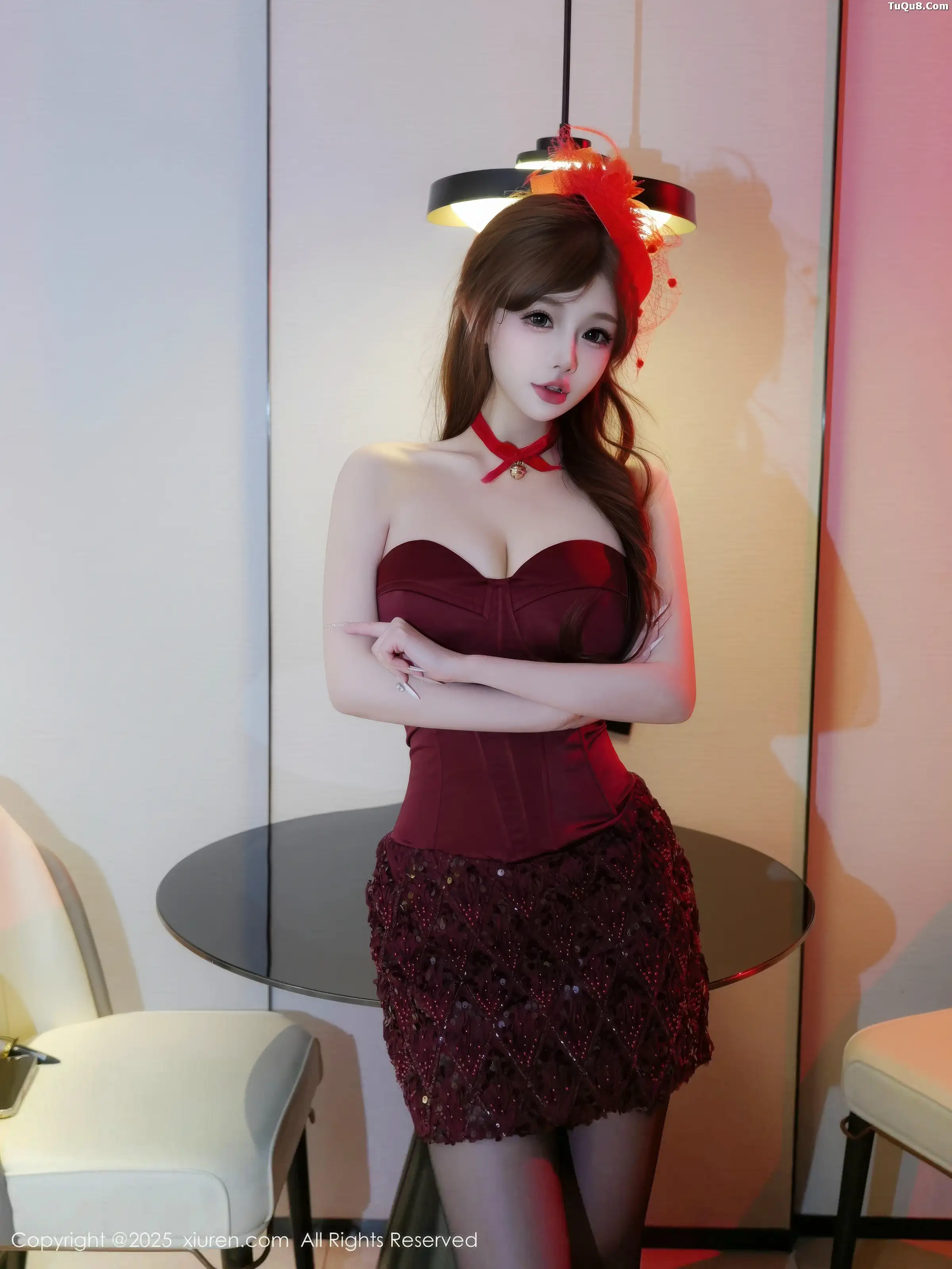 秀人集.com_[XiuRen秀人网]No.11181_模特甜妮性感深色低胸连衣短裙配超薄黑丝秀丰腴身材诱惑写真80P