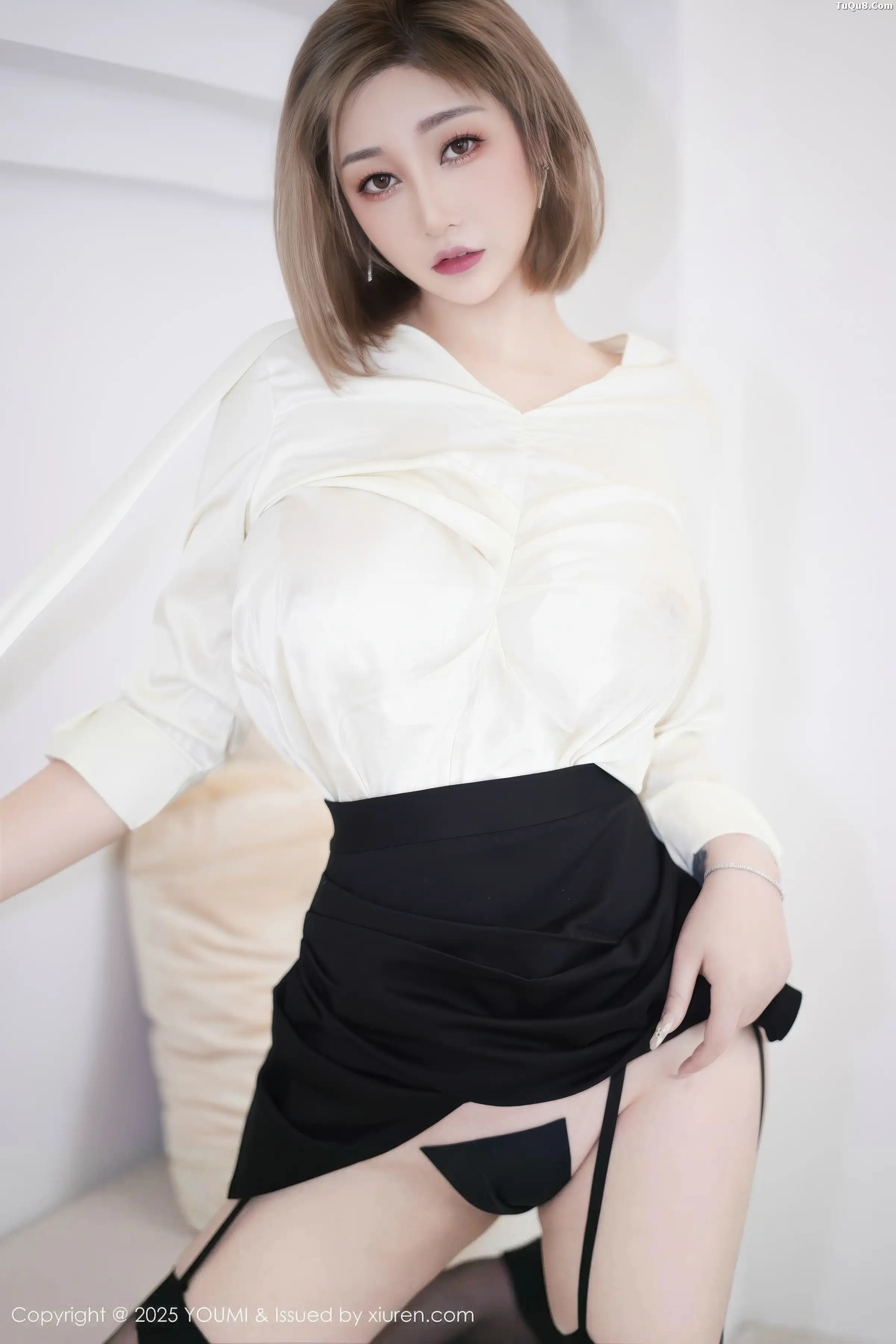 秀人集.com_[YouMi尤蜜荟]Vol.1195_女神妲己_Toxic性感白衬衫配黑短裙露黑丝吊袜秀丰满身材诱惑写真53P