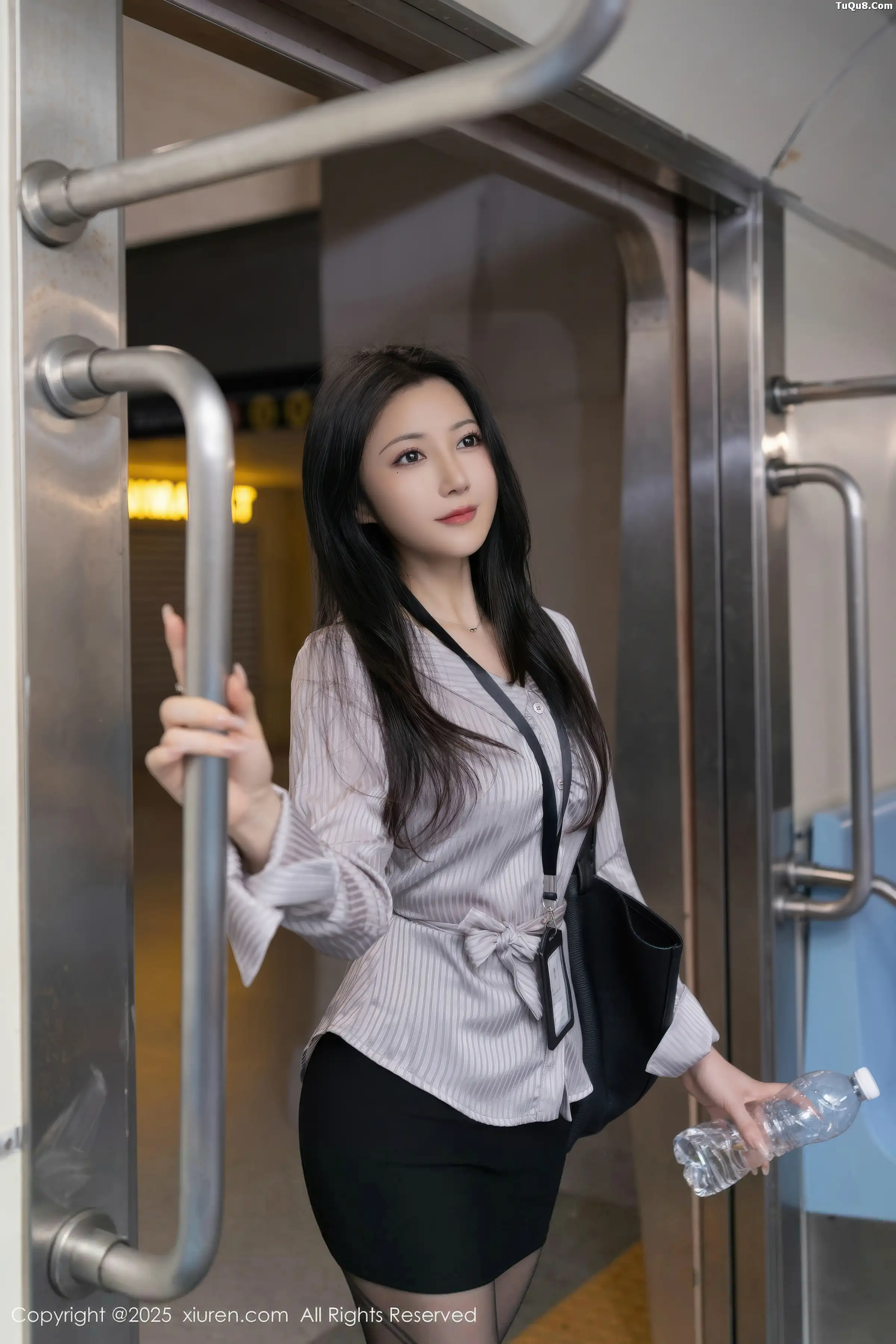 秀人集.com_[XiuRen秀人网]No.11186_模特鱼子酱Fish地铁场景性感黑色内衣配黑丝袜秀曼妙身姿诱惑写真78P