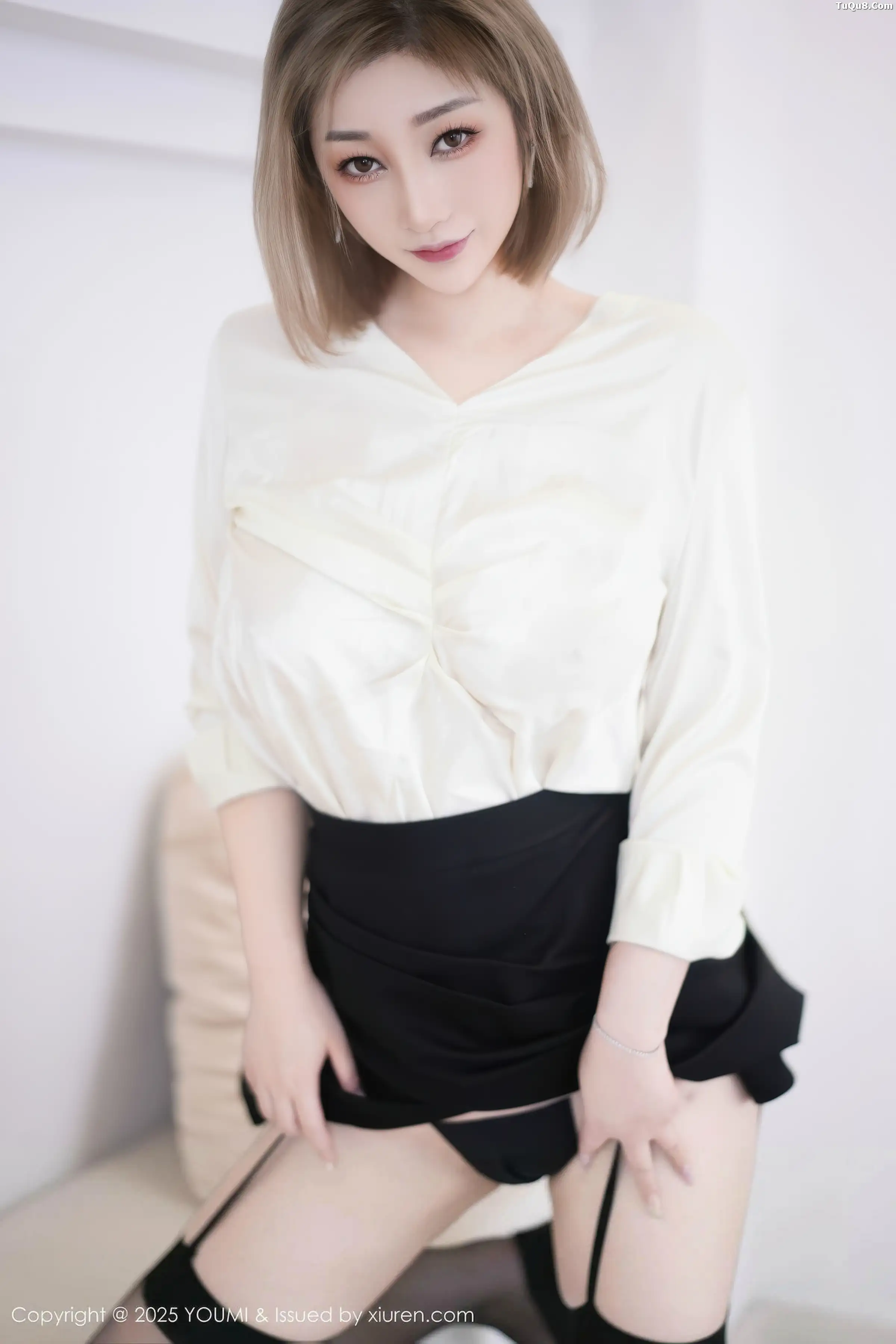 秀人集.com_[YouMi尤蜜荟]Vol.1195_女神妲己_Toxic性感白衬衫配黑短裙露黑丝吊袜秀丰满身材诱惑写真53P