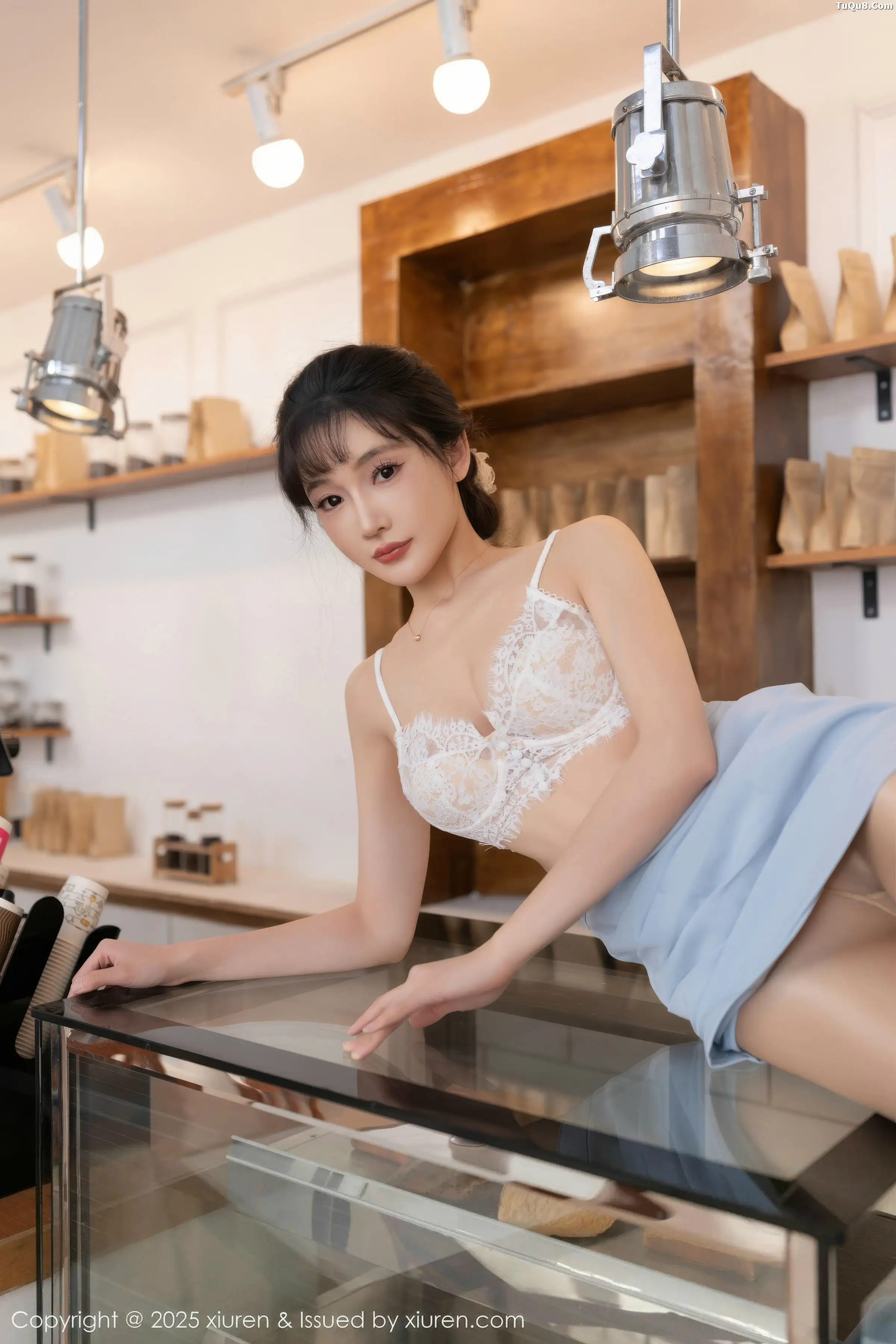 秀人集.com_[XiuRen秀人网]No.11159_模特陆萱萱性感淡蓝色上衣露白色内衣配超薄肉丝秀美腿诱惑写真80P