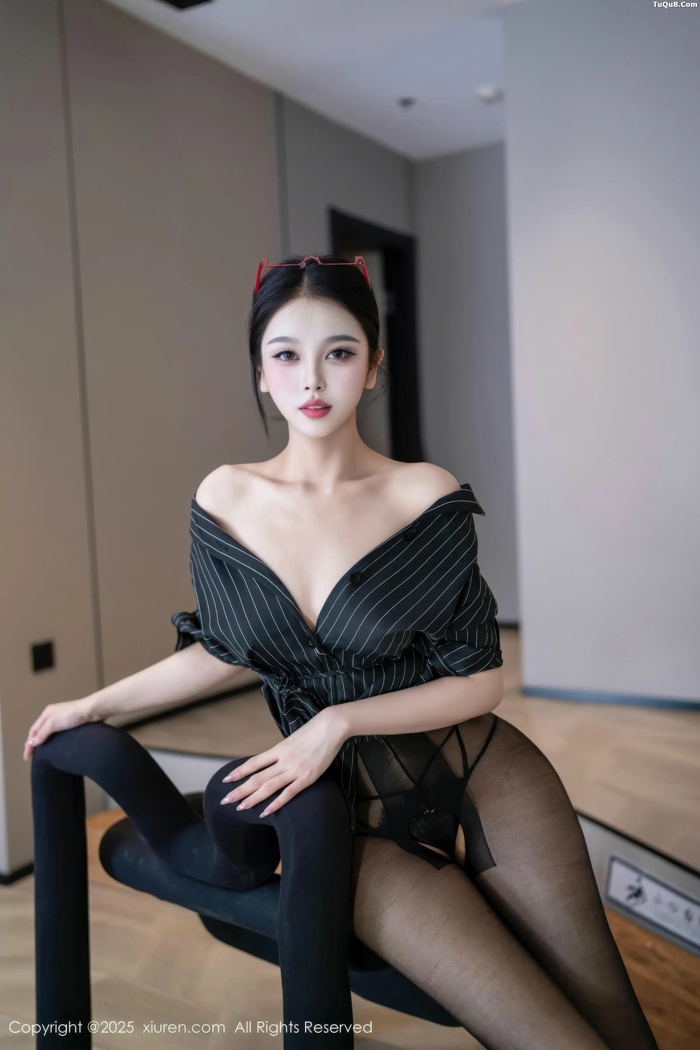 秀人集.com_[XiuRen秀人网]No.11160_新人模特诺诺子性感黑色衬衫配开档黑丝秀曼妙身姿撩人诱惑写真76P